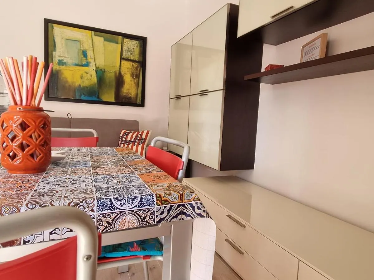 Sea View Apartment With Swimming Pool Lido di Jesolo